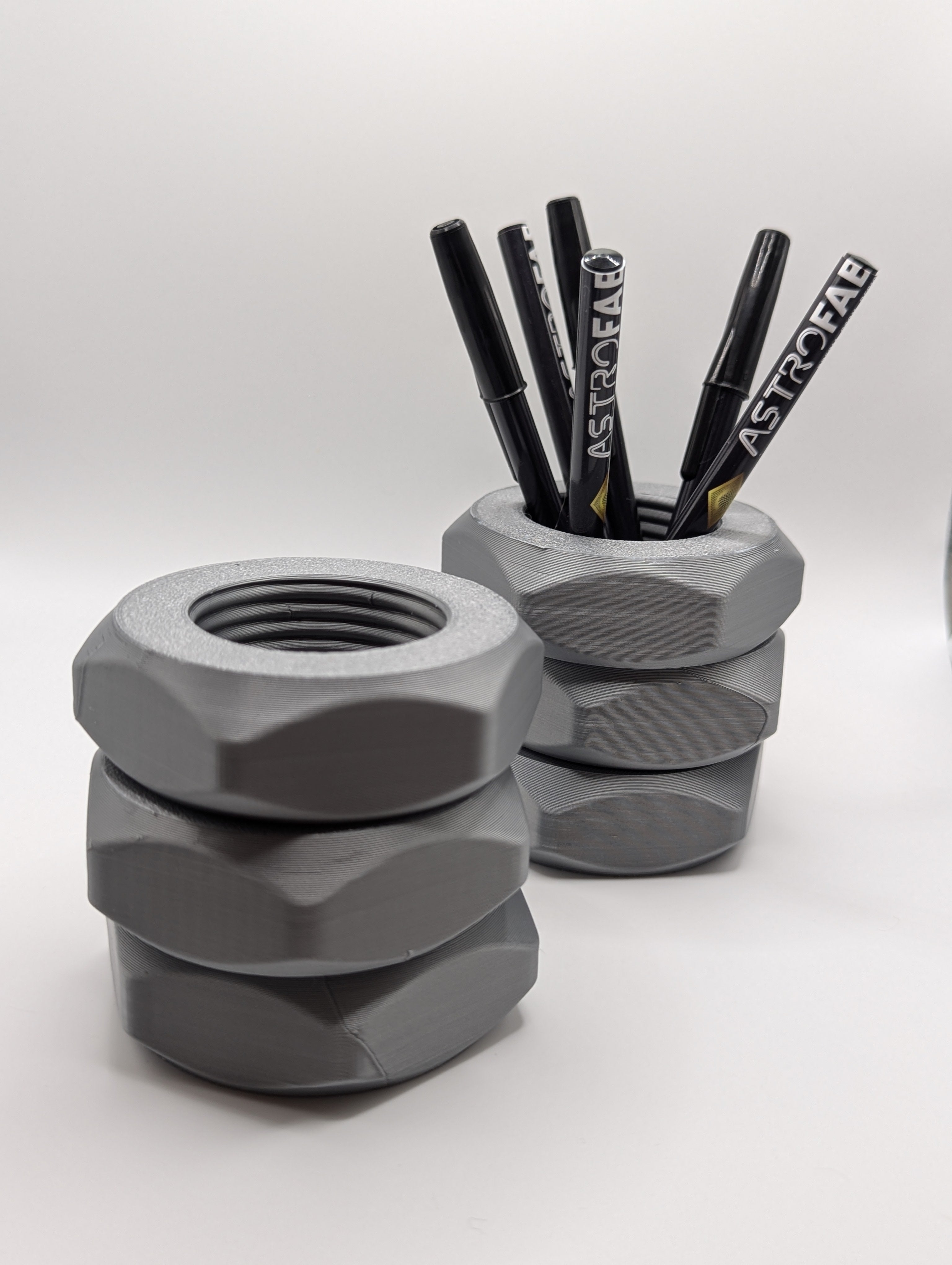 3D Printed Nut Stack Pen Holder