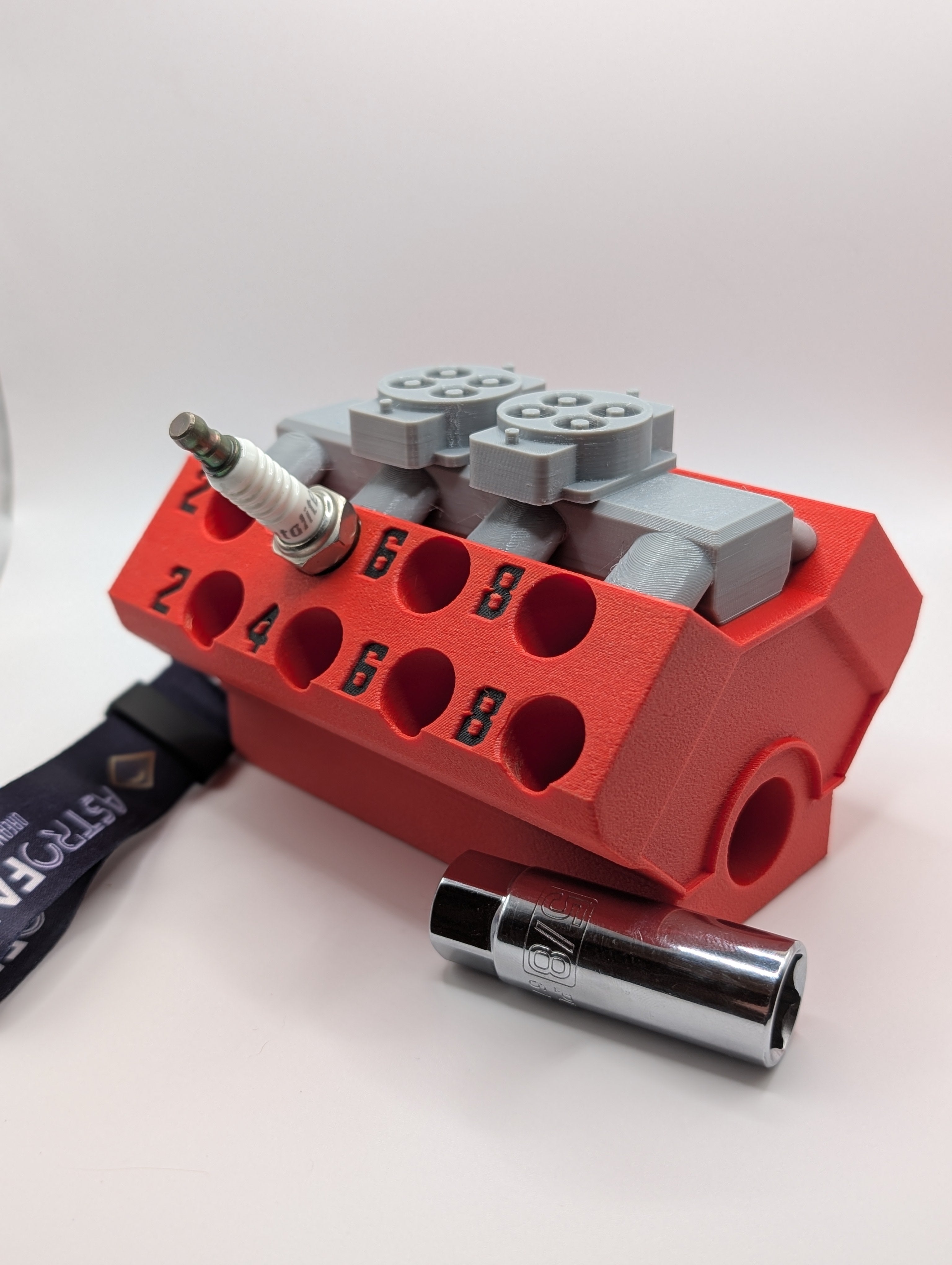 W16 Big Block Spark Plug Holder